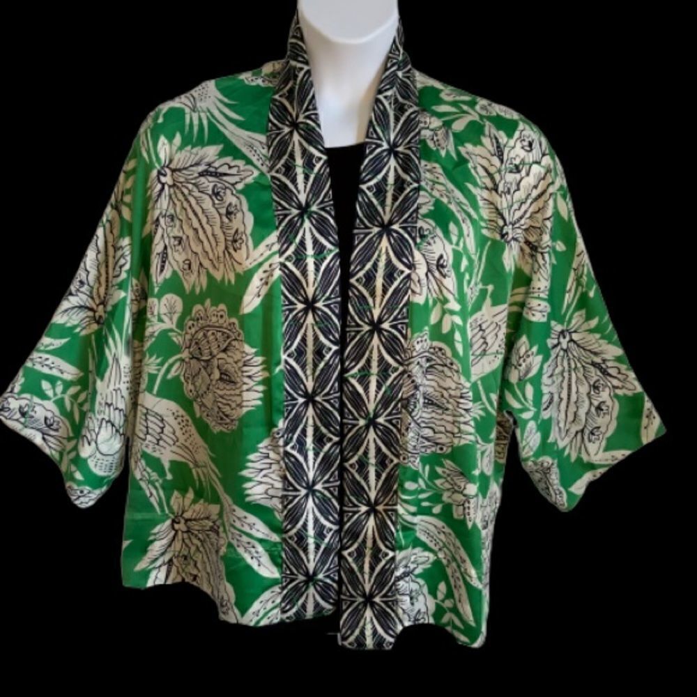 Skye’s The Limit Kimono Sz 16
